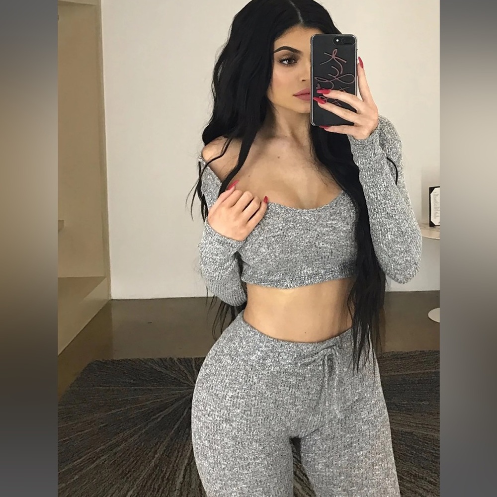 Kylie Jenner knit set